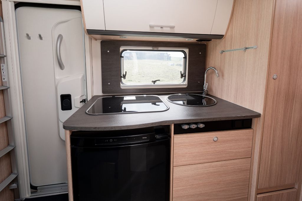 alquiler de autocaravana en asturias cocina paquita alquiler de autocaravana en asturias cocina paquita